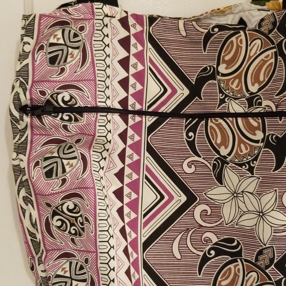 Cotton Reversible Hawaiian Floral Bright Turtles Tote Bag - Picture 8 of 8